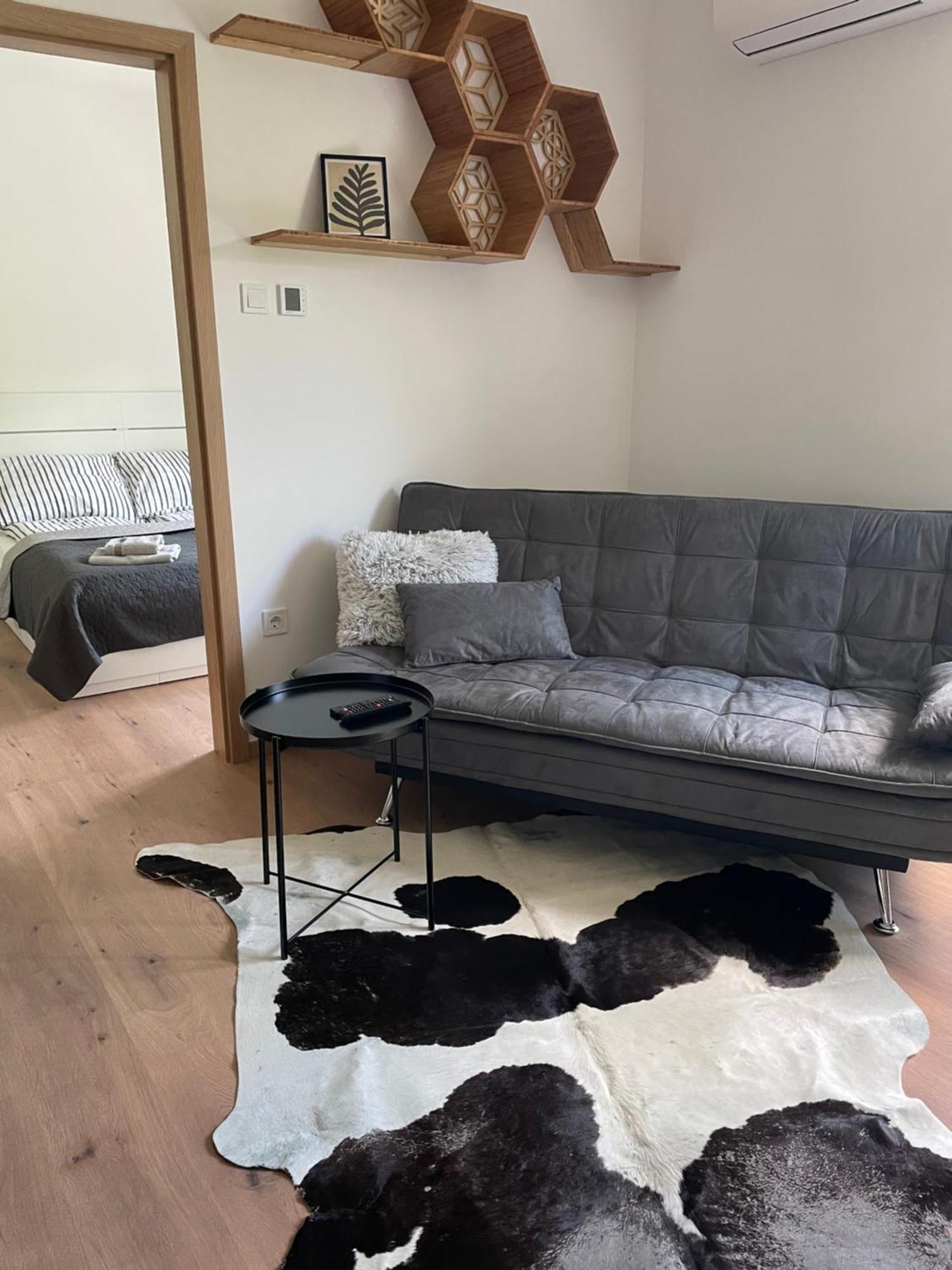 Hexagon Apartman